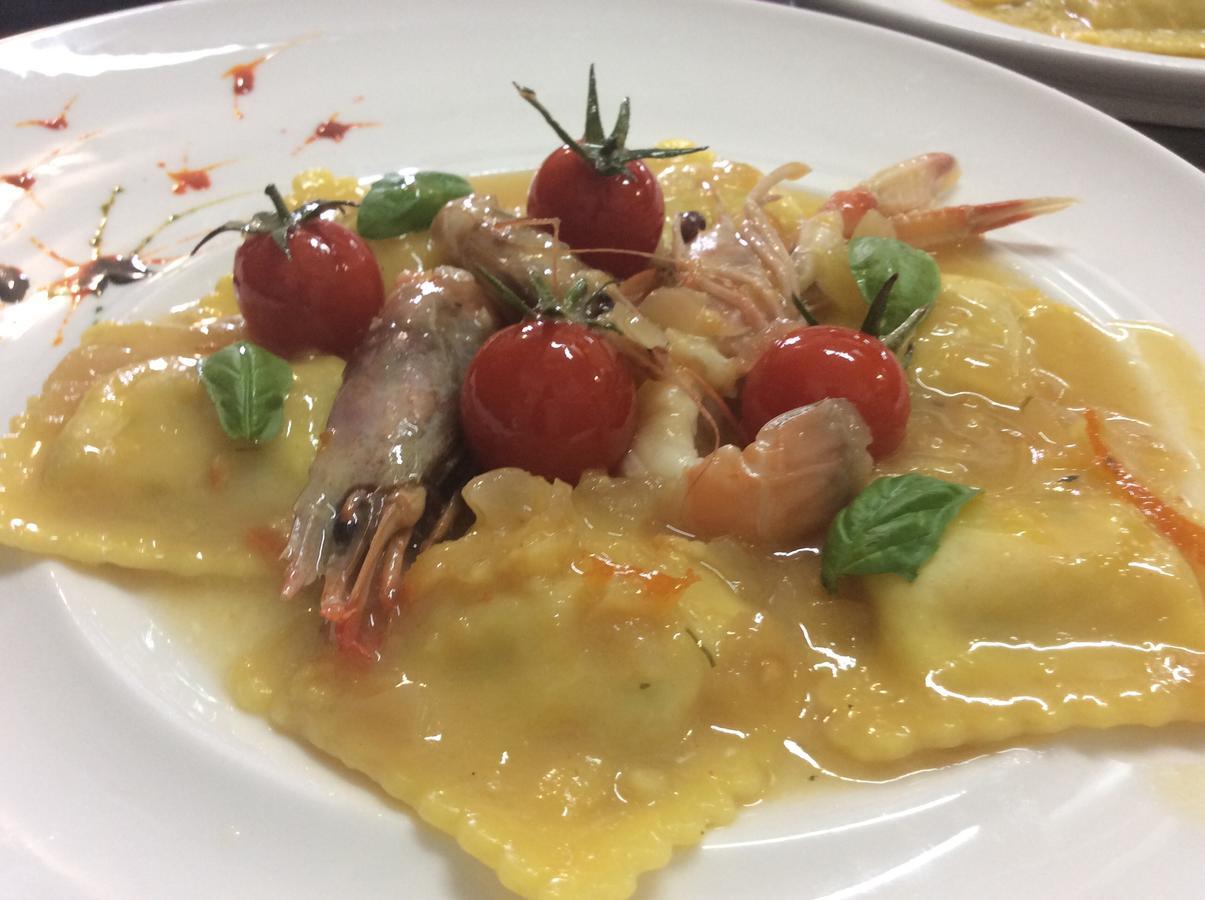 Il Borghetto Hotel Ristorante Ламеция-Терме Экстерьер фото